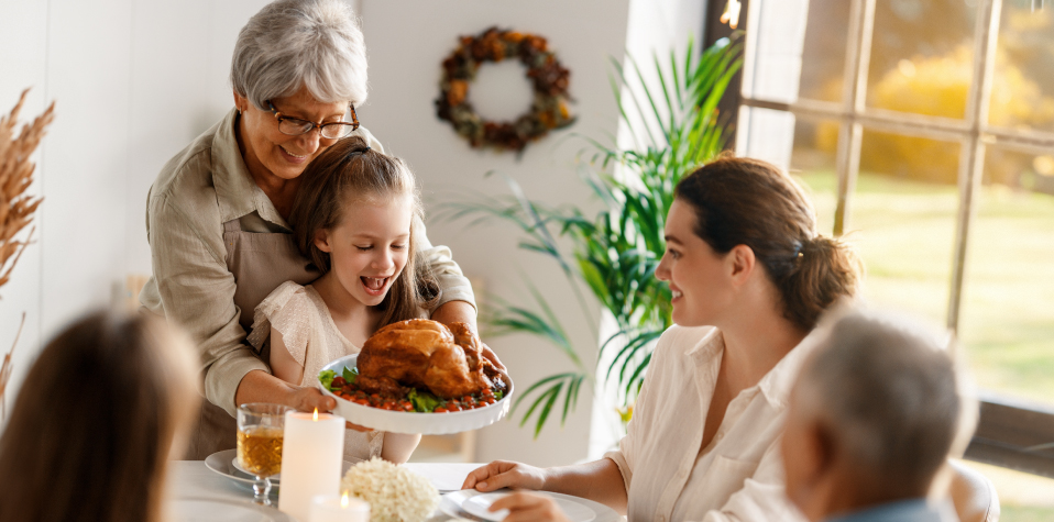 banner roberto cuadra thanksgiving